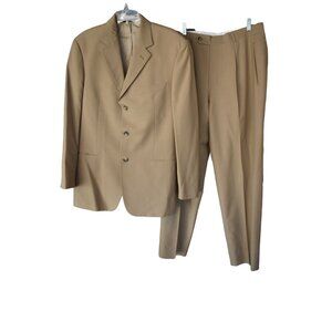Hugo Boss Tan Suit Lightweight Wool 2 Piece 40